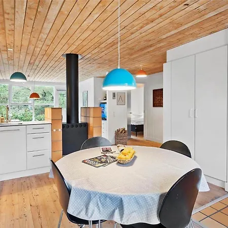 M15020-vaeggerlose-botolundvej-124 *