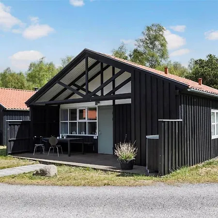 Дом отдыха M15020-vaeggerlose-botolundvej-124 *