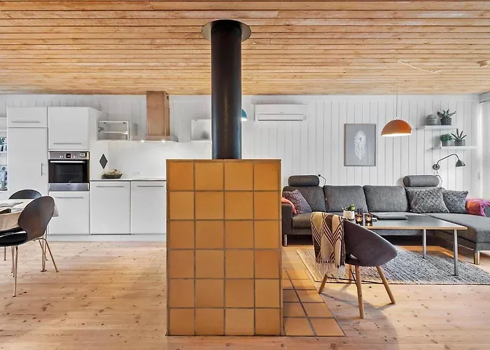 M15020-vaeggerlose-botolundvej-124 * Boto By