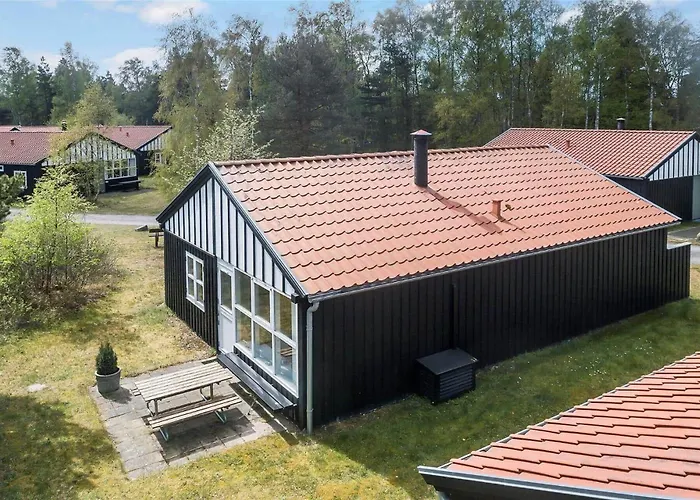 M15020-vaeggerlose-botolundvej-124 Дом отдыха *